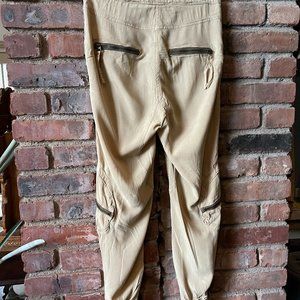 (ON SALE) Flattering H&M Tan Luxury Cargo Pant